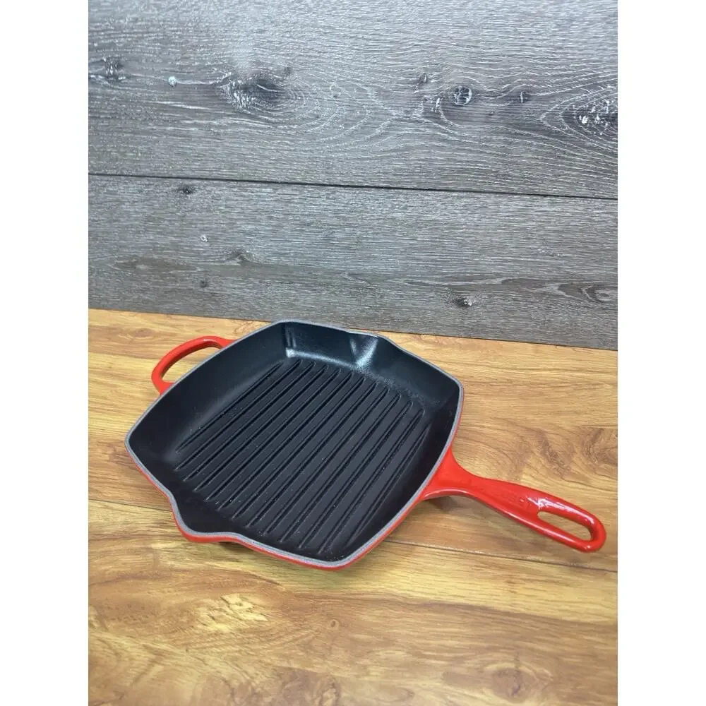 Le Creuset Red Square 10.25” Grill Pan Skillet 1.5 L Enamel Made in France